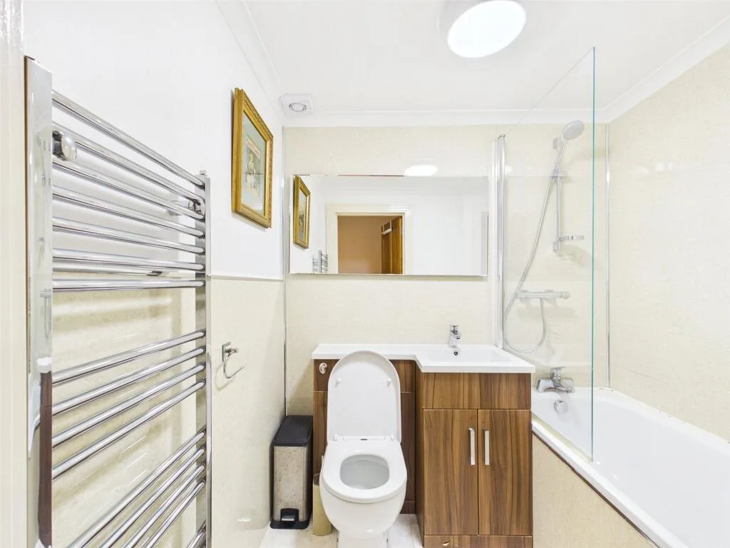 3 bedroom apartment for rent