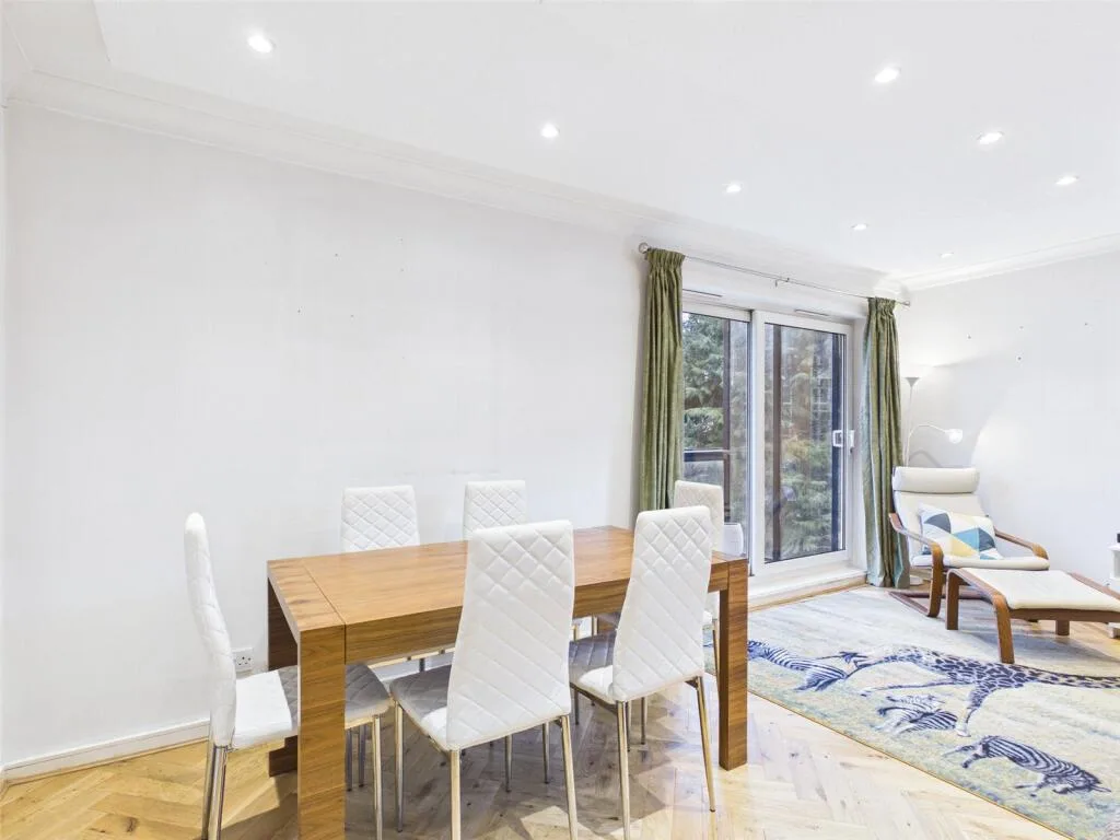 3 bedroom apartment for rent