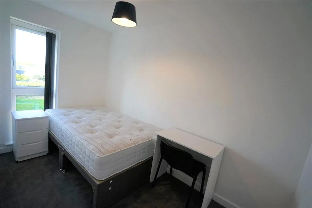 1 bedroom semi-detached house for rent