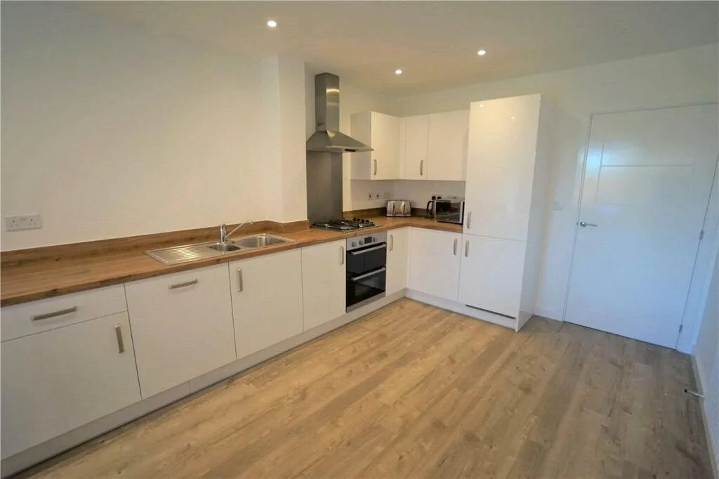 1 bedroom semi-detached house for rent