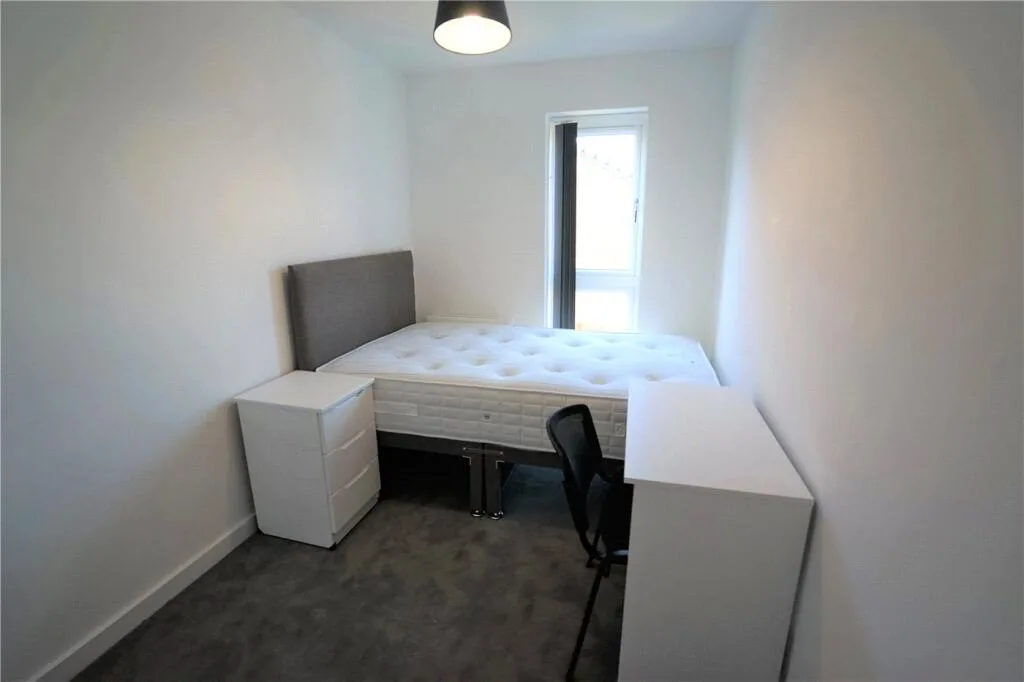1 bedroom semi-detached house for rent