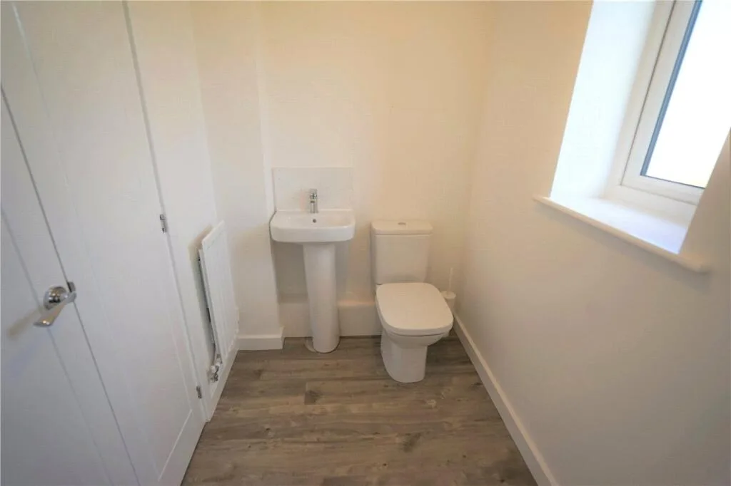 1 bedroom semi-detached house for rent