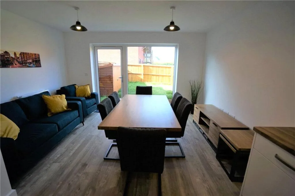 1 bedroom semi-detached house for rent