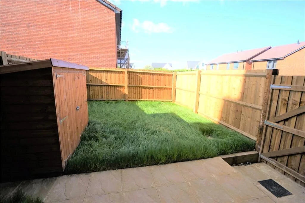 1 bedroom semi-detached house for rent