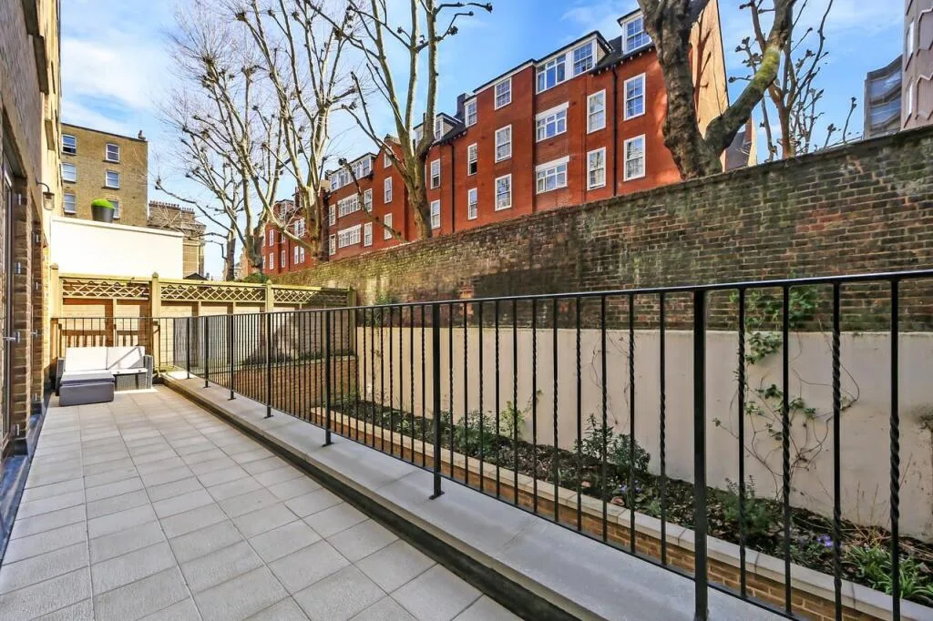 3 bedroom flat for rent