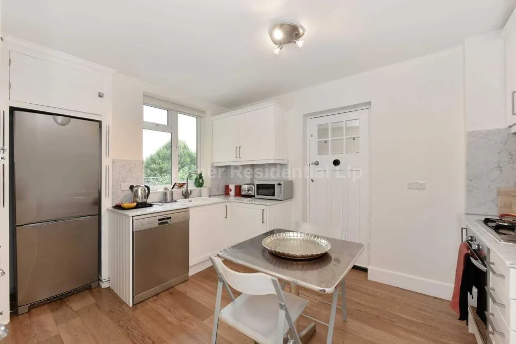 3 bedroom apartment for rent
