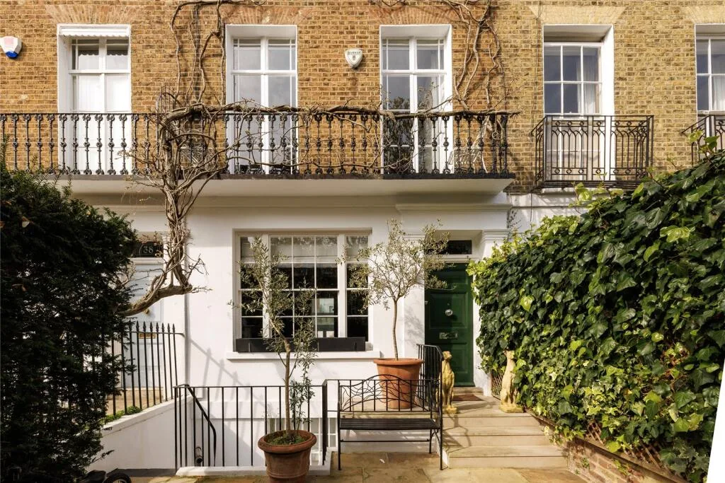 4 bedroom terraced house for rent