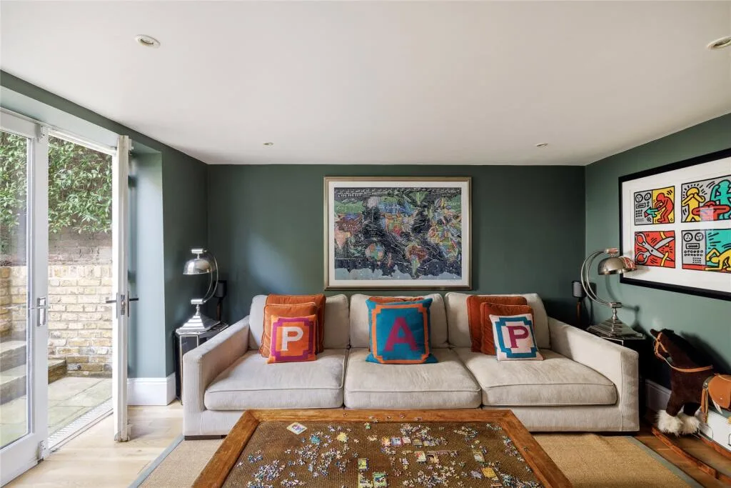 4 bedroom terraced house for rent