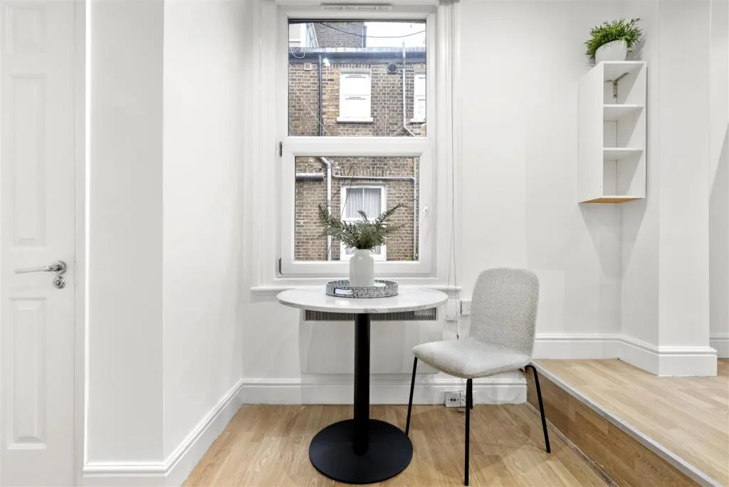 Studio flat for rent