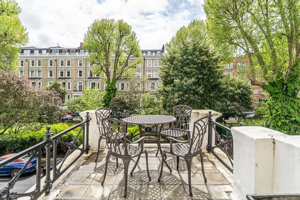 2 bedroom flat for rent