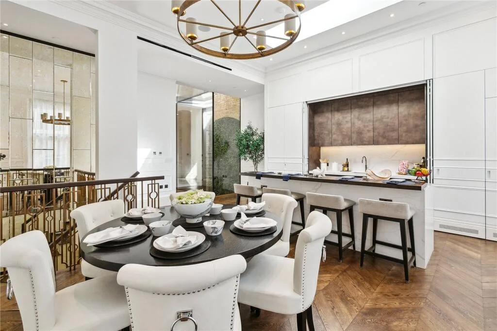 3 bedroom flat for rent