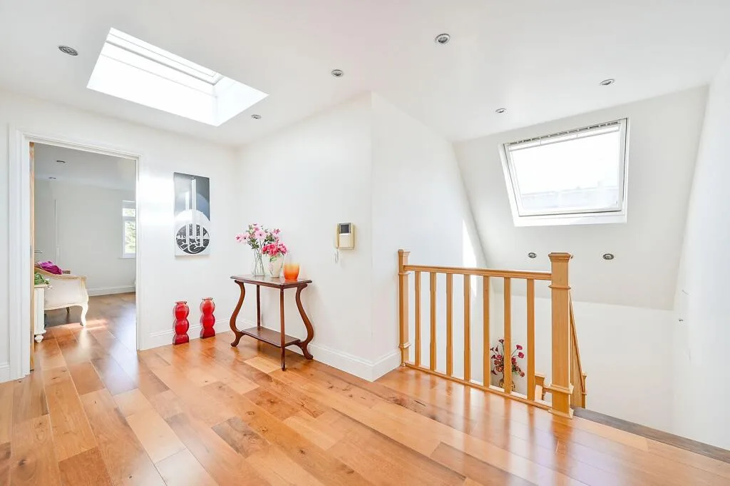 8 bedroom house for rent