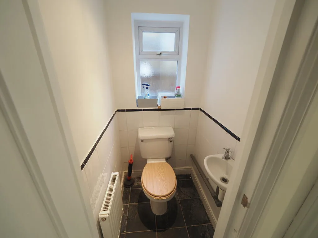 5 bedroom house for rent