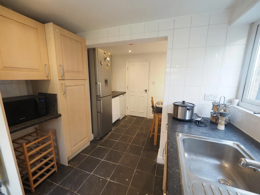 5 bedroom house for rent