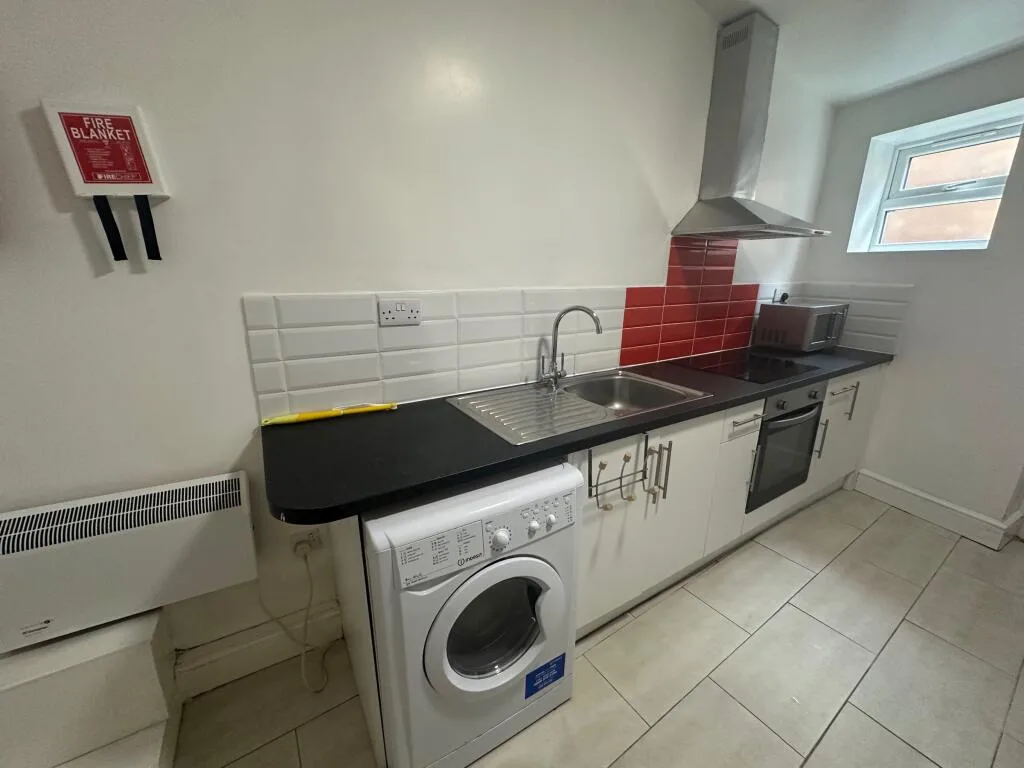 Studio flat for rent