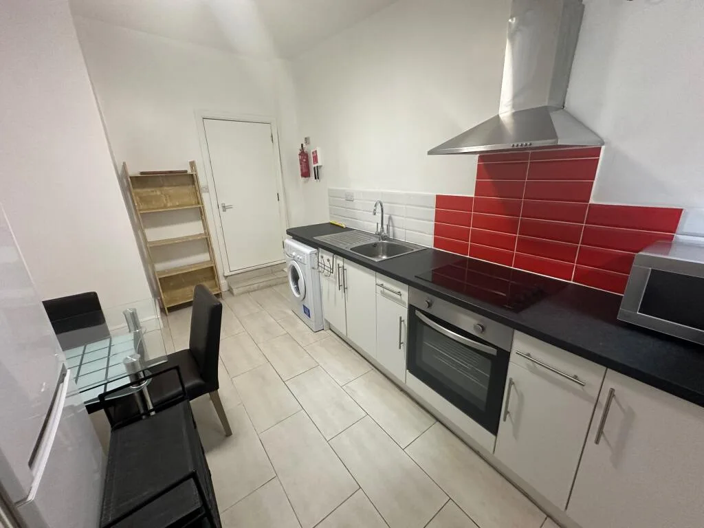 Studio flat for rent