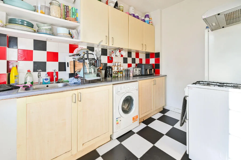 3 bedroom flat for rent