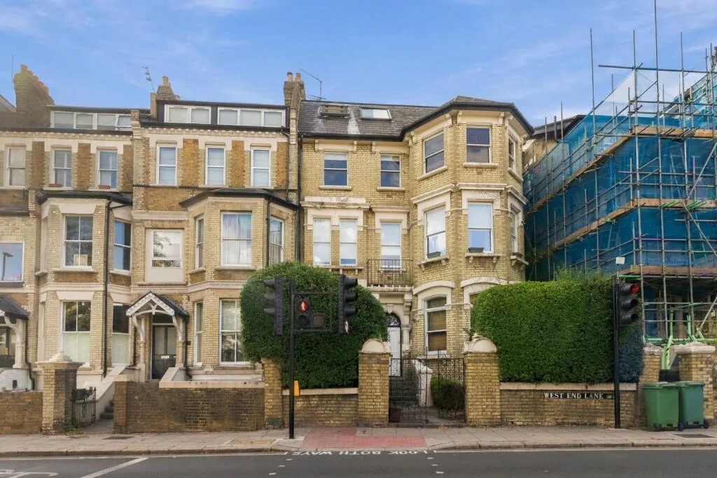 2 bedroom flat for rent