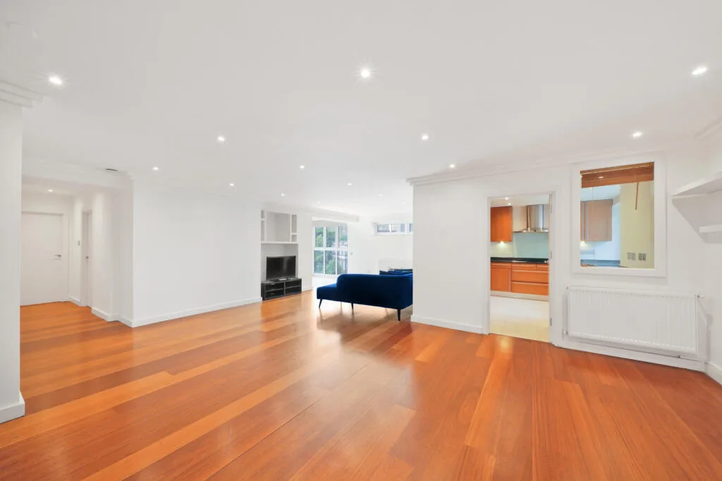 3 bedroom flat for rent