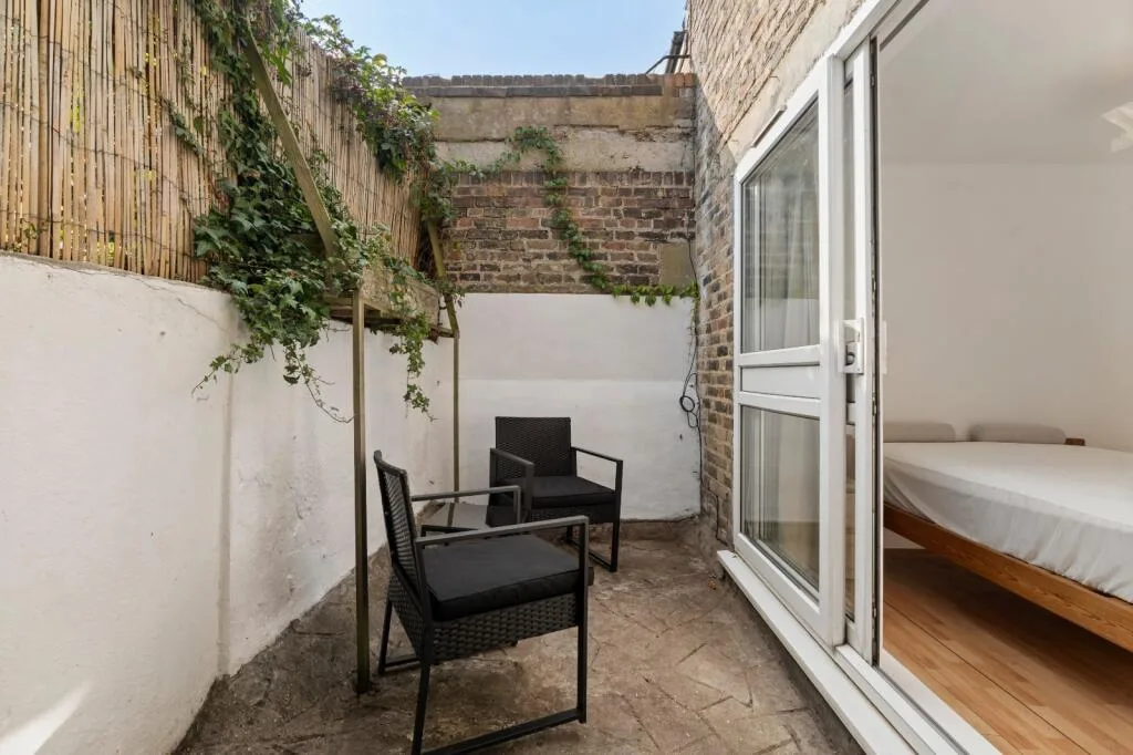 1 bedroom property for rent