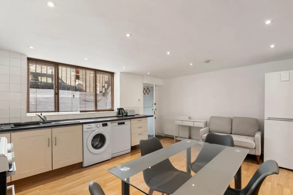 1 bedroom property for rent