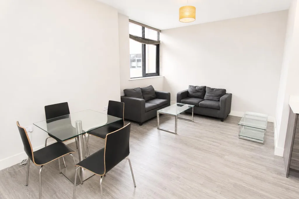 2 bedroom flat for rent