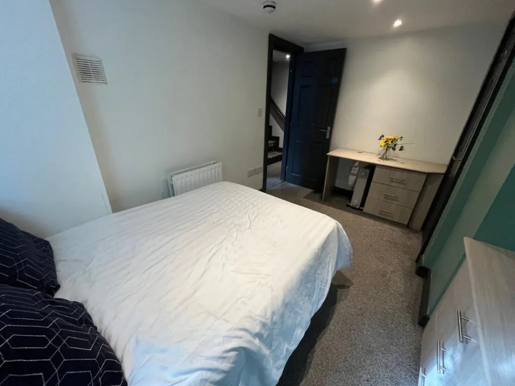 4 bedroom terraced house for rent