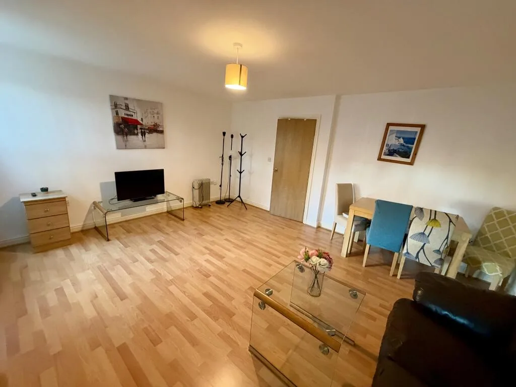 2 bedroom flat for rent