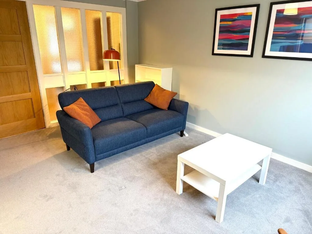 2 bedroom flat for rent