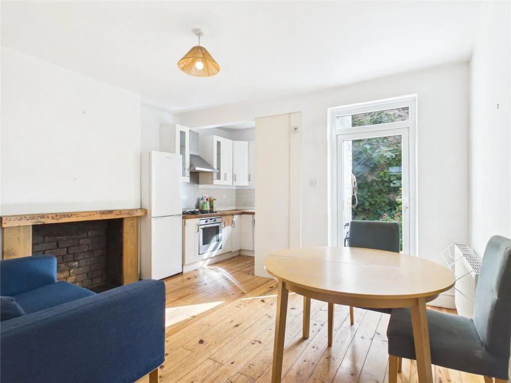 2 bedroom terraced house for rent