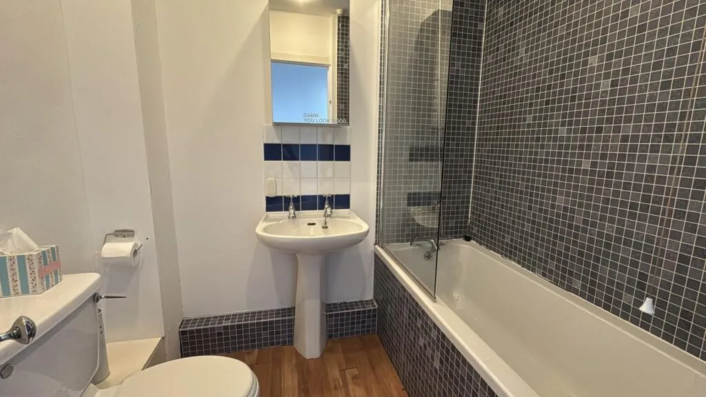 2 bedroom flat for rent