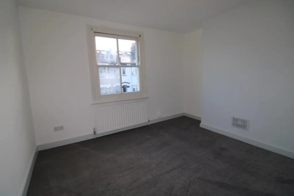 2 bedroom terraced house for rent