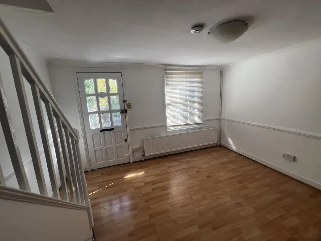 1 bedroom terraced house for rent