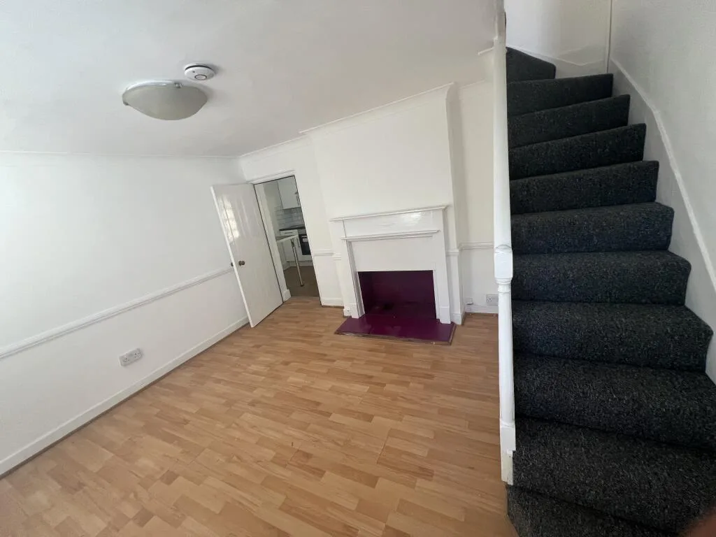 1 bedroom terraced house for rent