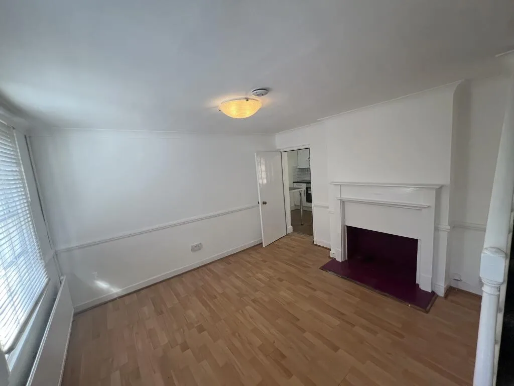 1 bedroom terraced house for rent