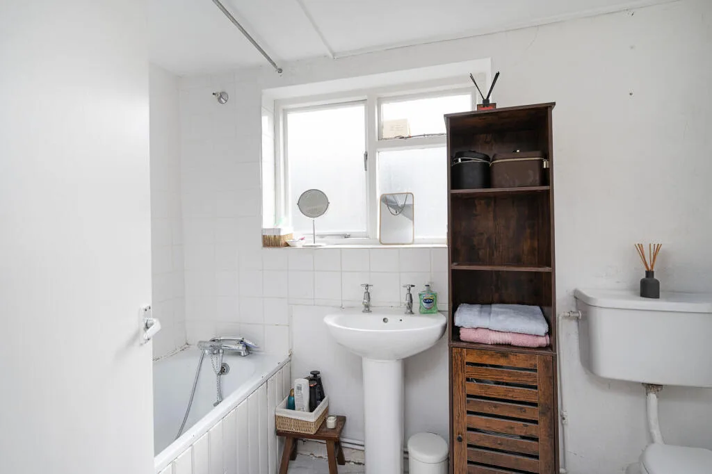 1 bedroom maisonette for rent