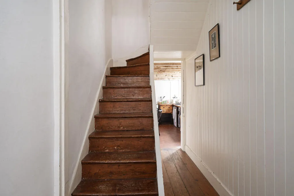 1 bedroom maisonette for rent