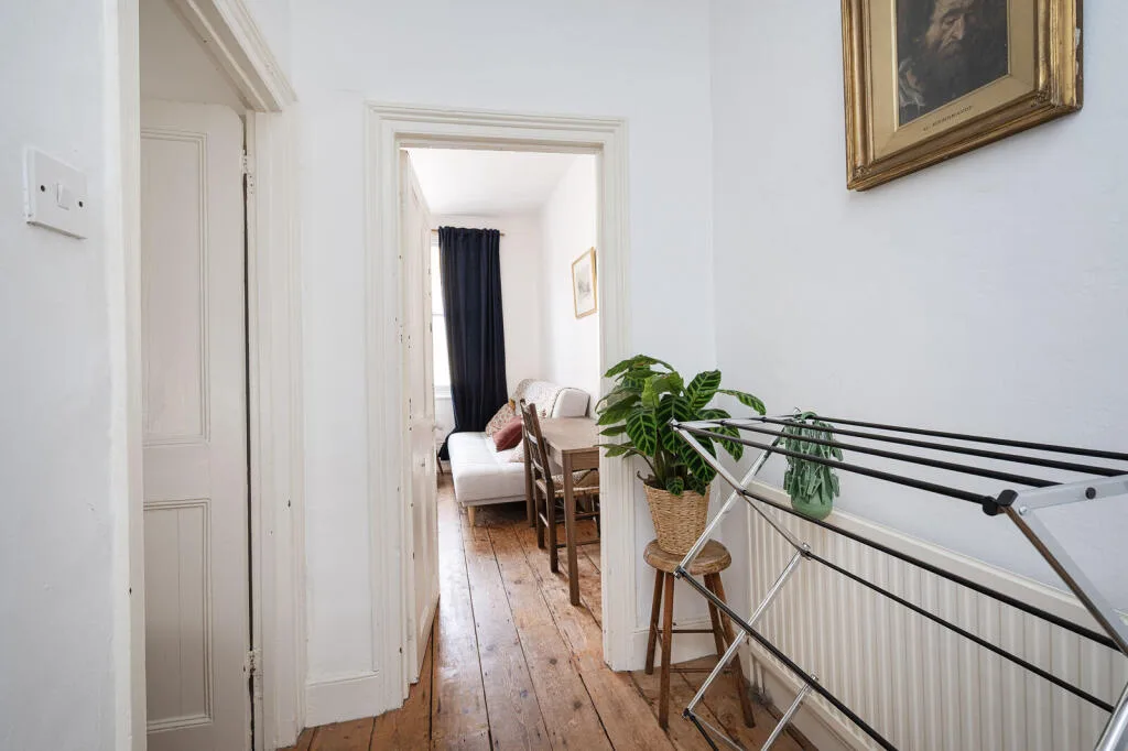 1 bedroom maisonette for rent