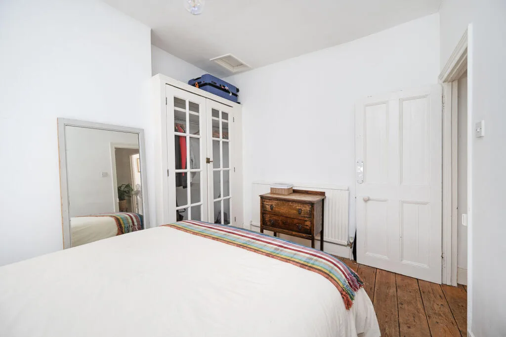 1 bedroom maisonette for rent