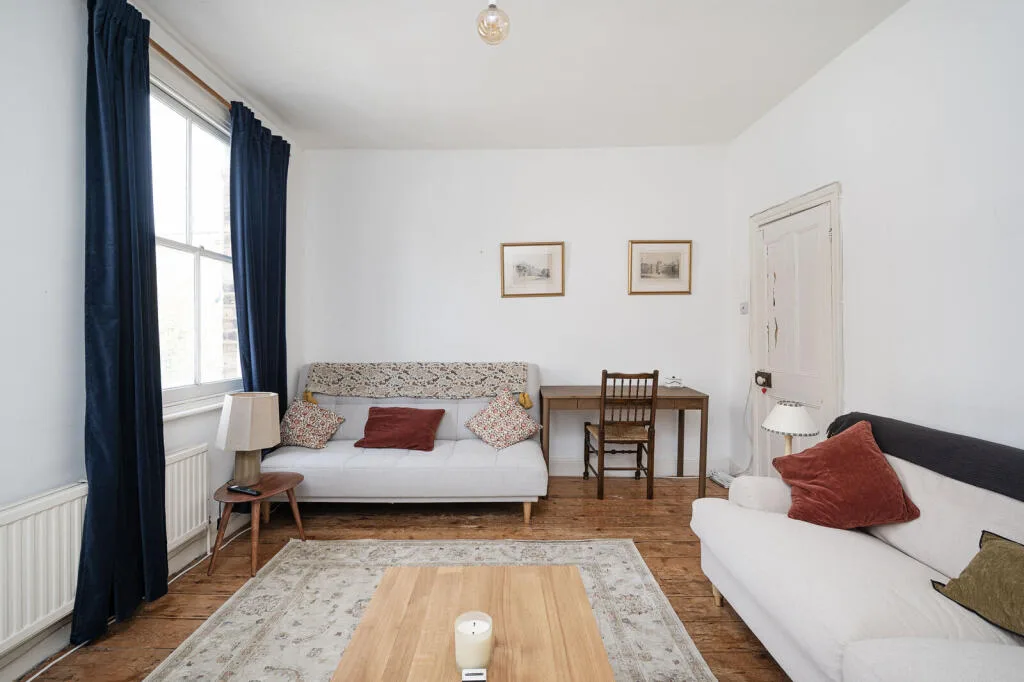 1 bedroom maisonette for rent