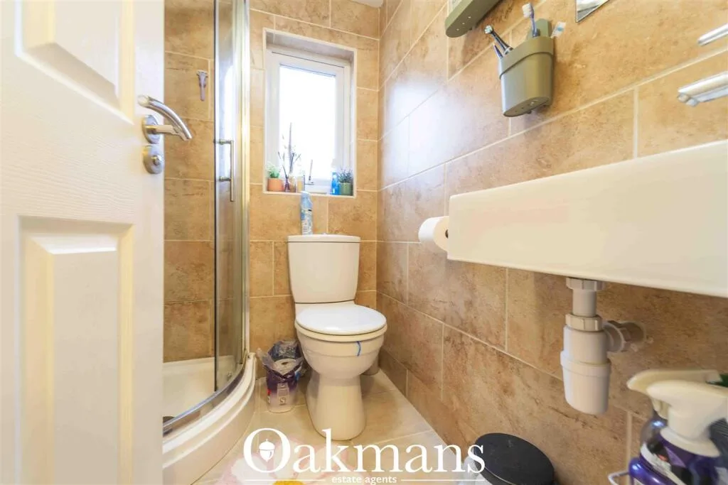9 bedroom house for rent