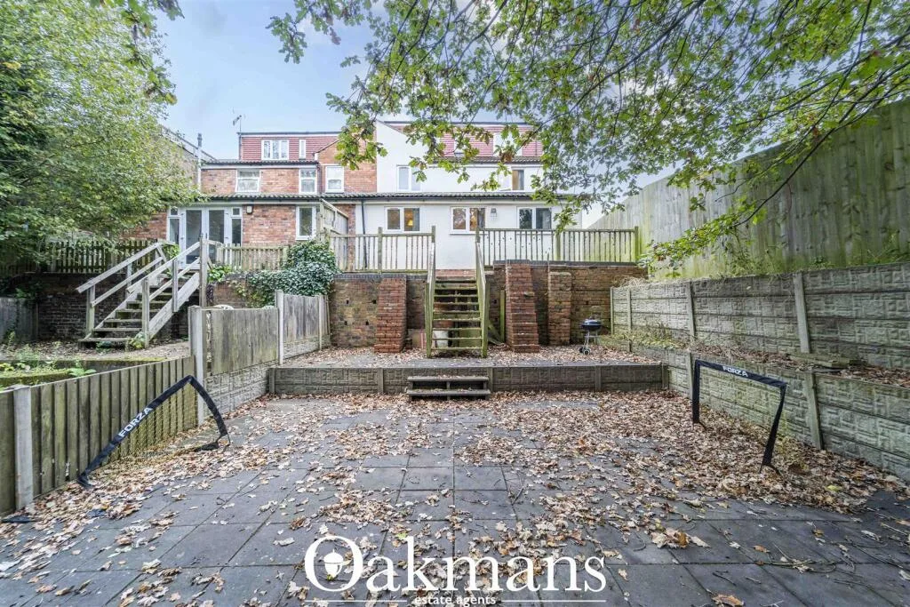 9 bedroom house for rent