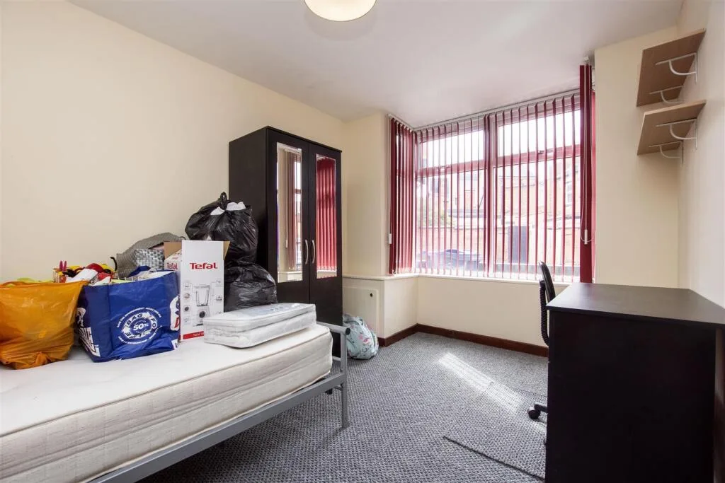5 bedroom house for rent