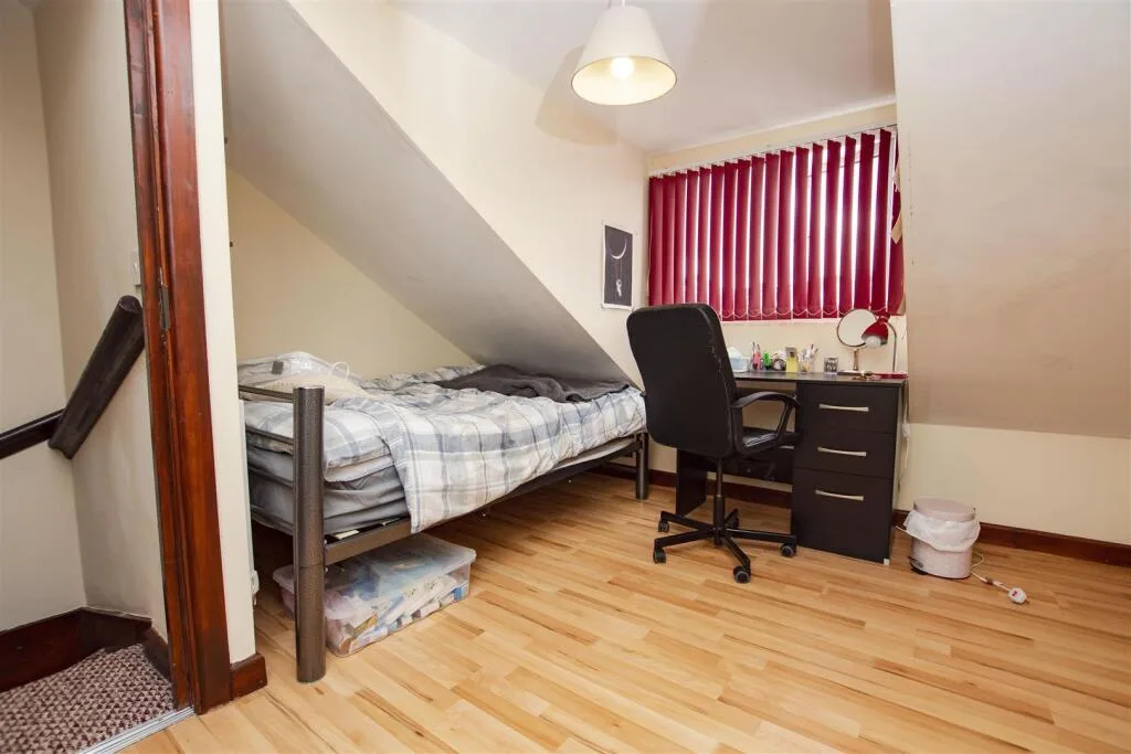 5 bedroom house for rent