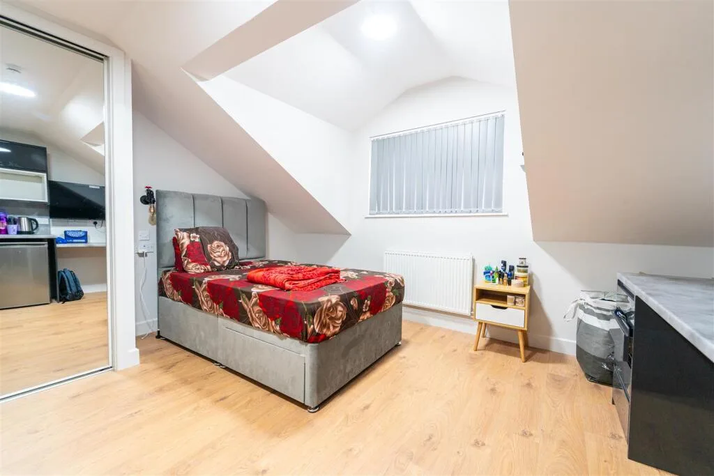 5 bedroom house for rent