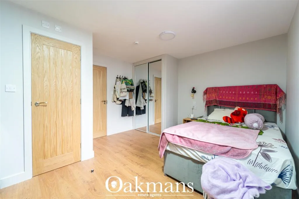 5 bedroom house for rent