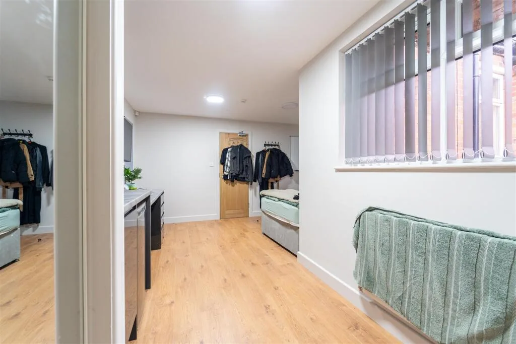 5 bedroom house for rent