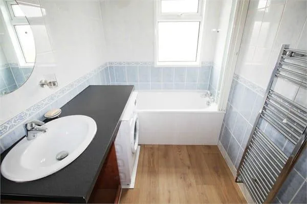 2 bedroom end of terrace house for rent