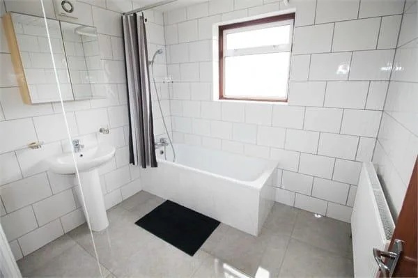 2 bedroom end of terrace house for rent