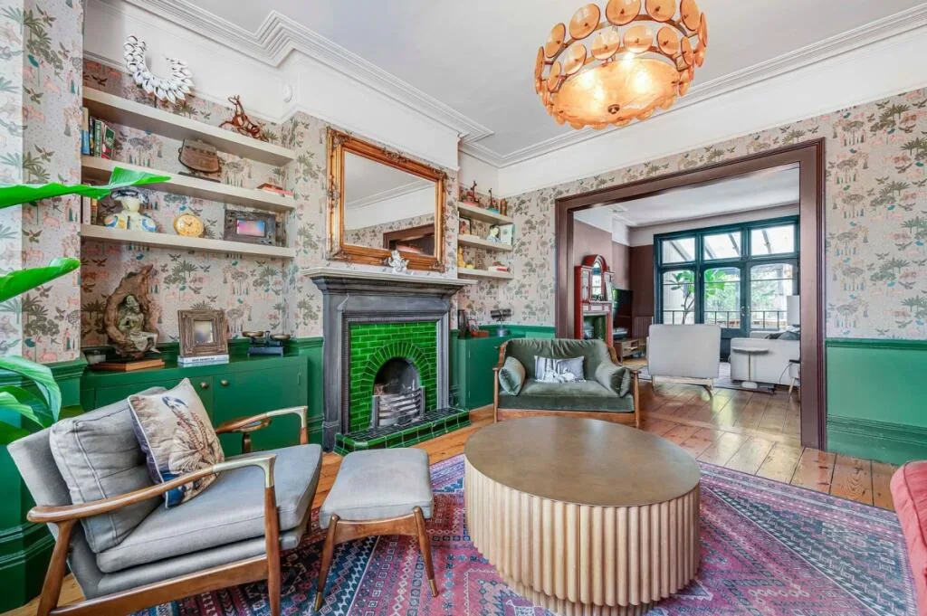 5 bedroom house for rent